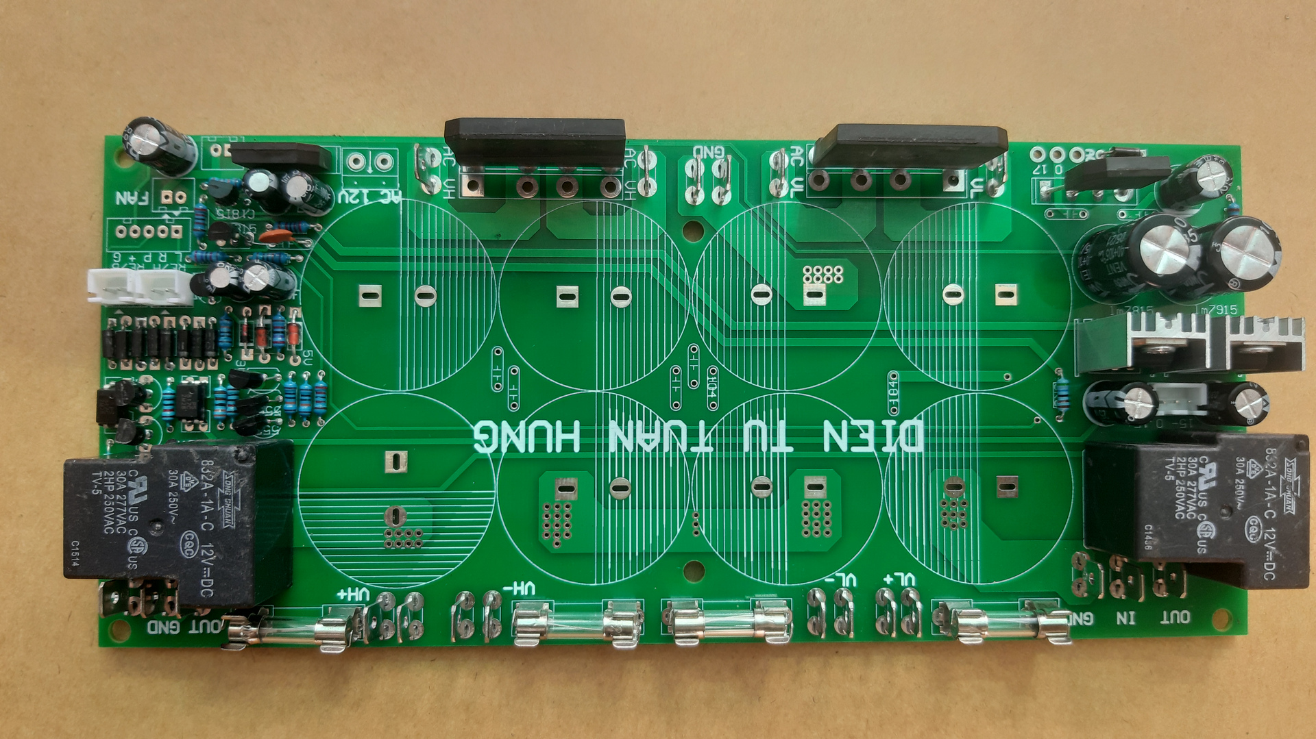 Mạch nguồn 8 tụ