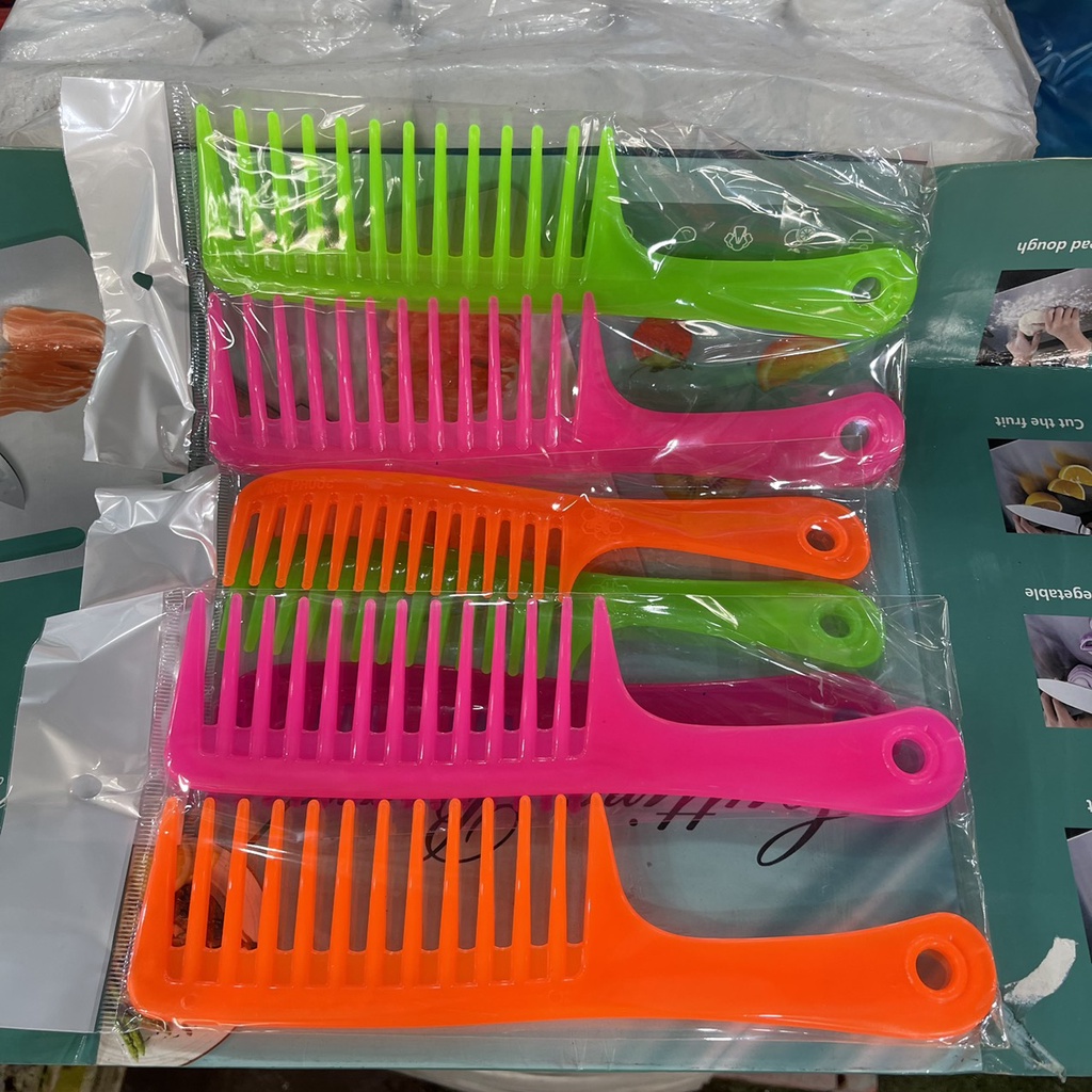 Set 2 cái lược chải loại thưa tiện dụng (giao màu ngẫu nhiên)