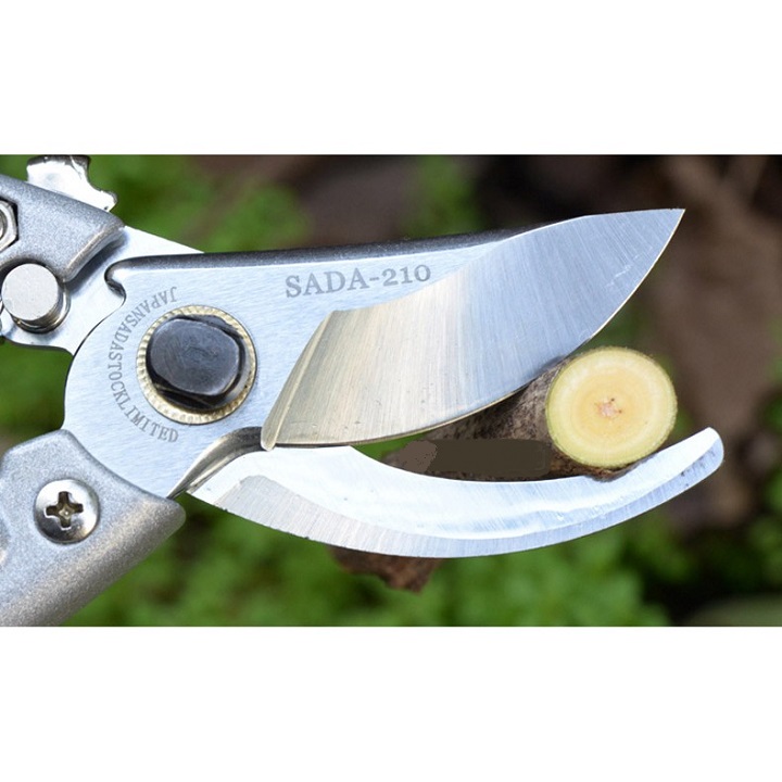 Kéo cắt cành làm vườn SaDa 210mm