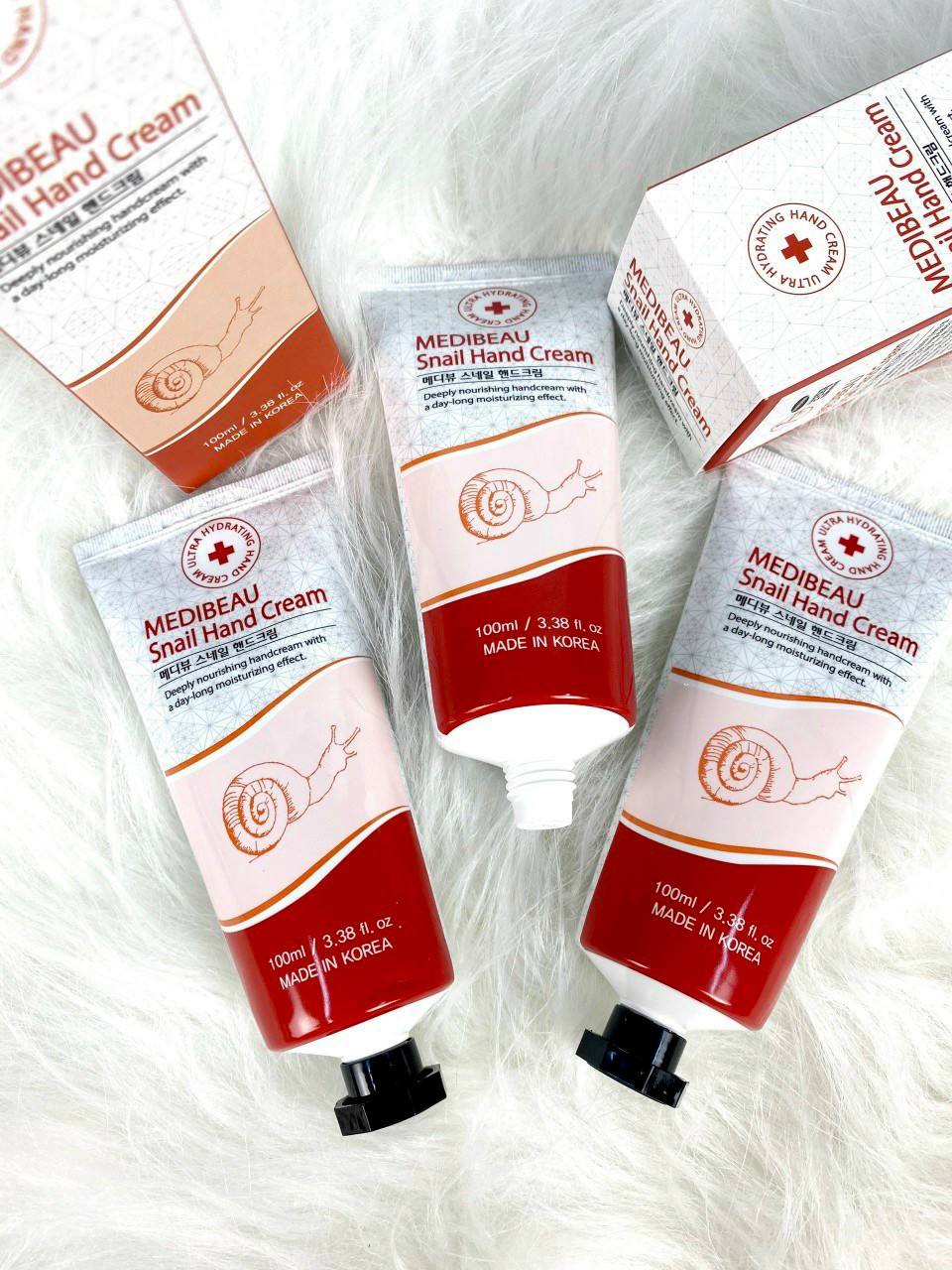 Kem dưỡng tay ốc sên Hàn Quốc Medibeau Snail Hand Cream 100ml