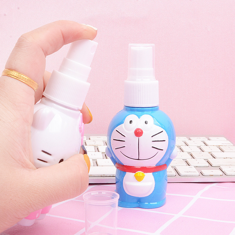 🌸BÌNH XỊT MINI HELLO KITTY DOREMON