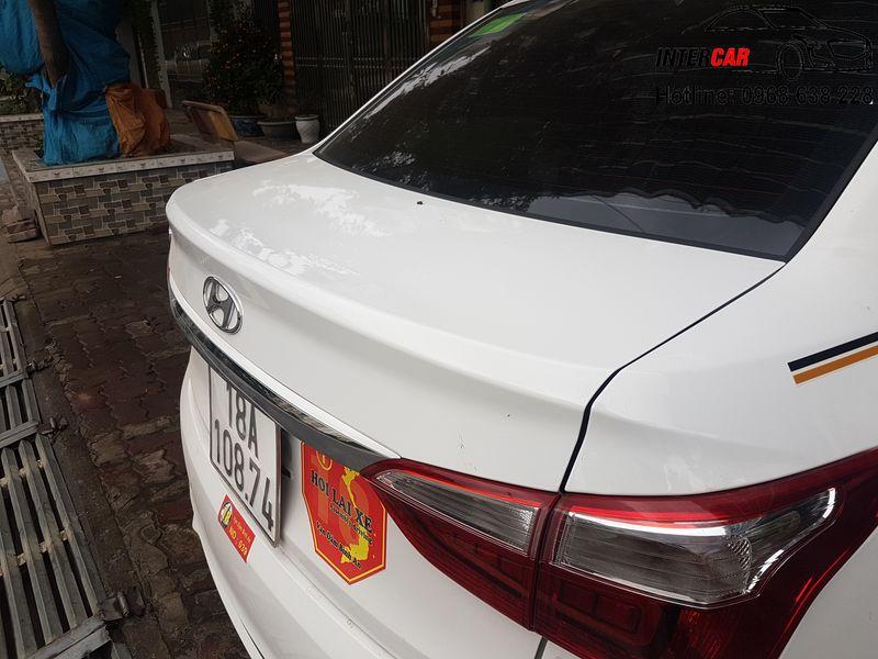 Đuôi gió Hyundai i10 Sedan