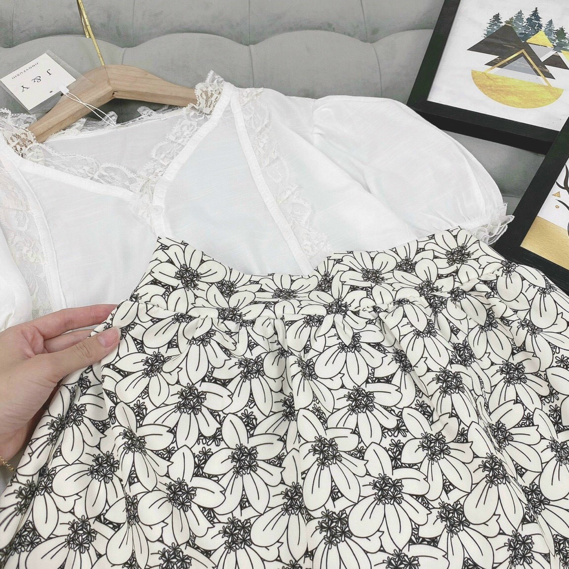 [Hàng giống hình 100%] Set áo sơ mi mix chân váy hoa