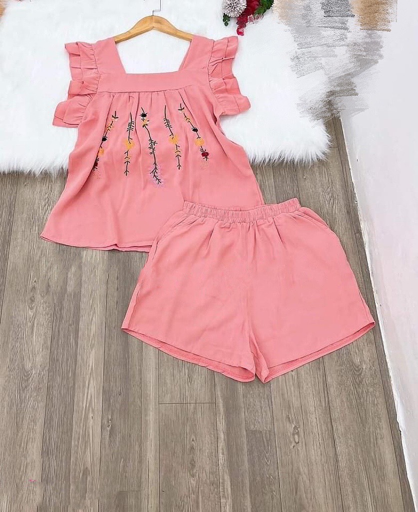 [3 size 46-70KG] Đồ bộ LỤA THÊU QUẦN ĐÙI CỔ VUÔNG BÈO VAI DỄ THƯƠNG MỊN MÁT thời trang