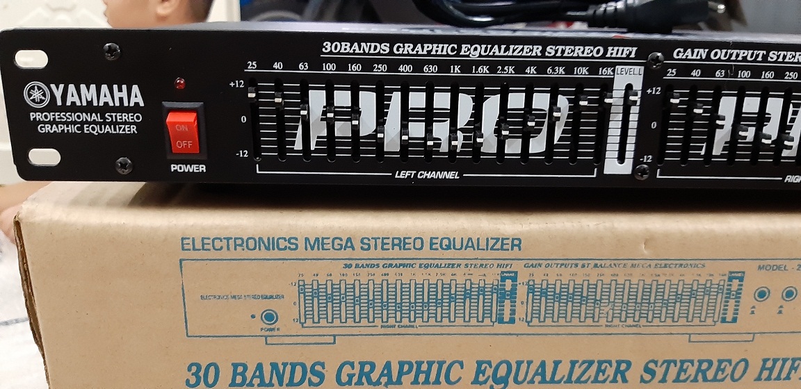 Lọc âm equalizer 2000ME