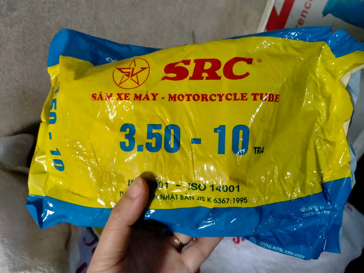 RUỘT (SĂM) XE MÁY 350-10 VAN THẲNG SAO VÀNG