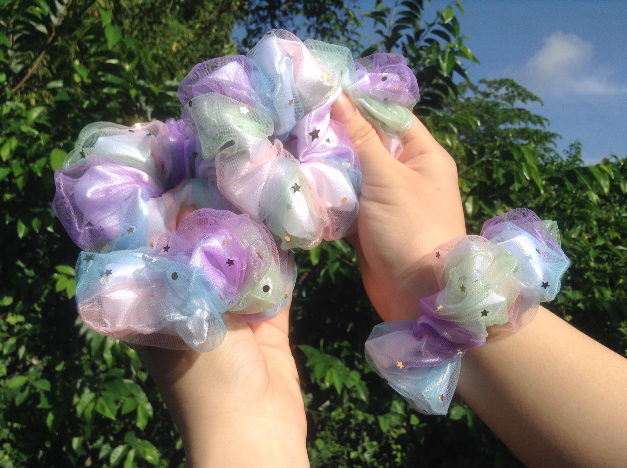 Scrunchies, crunchies màu galaxy độc đáo, đẹp