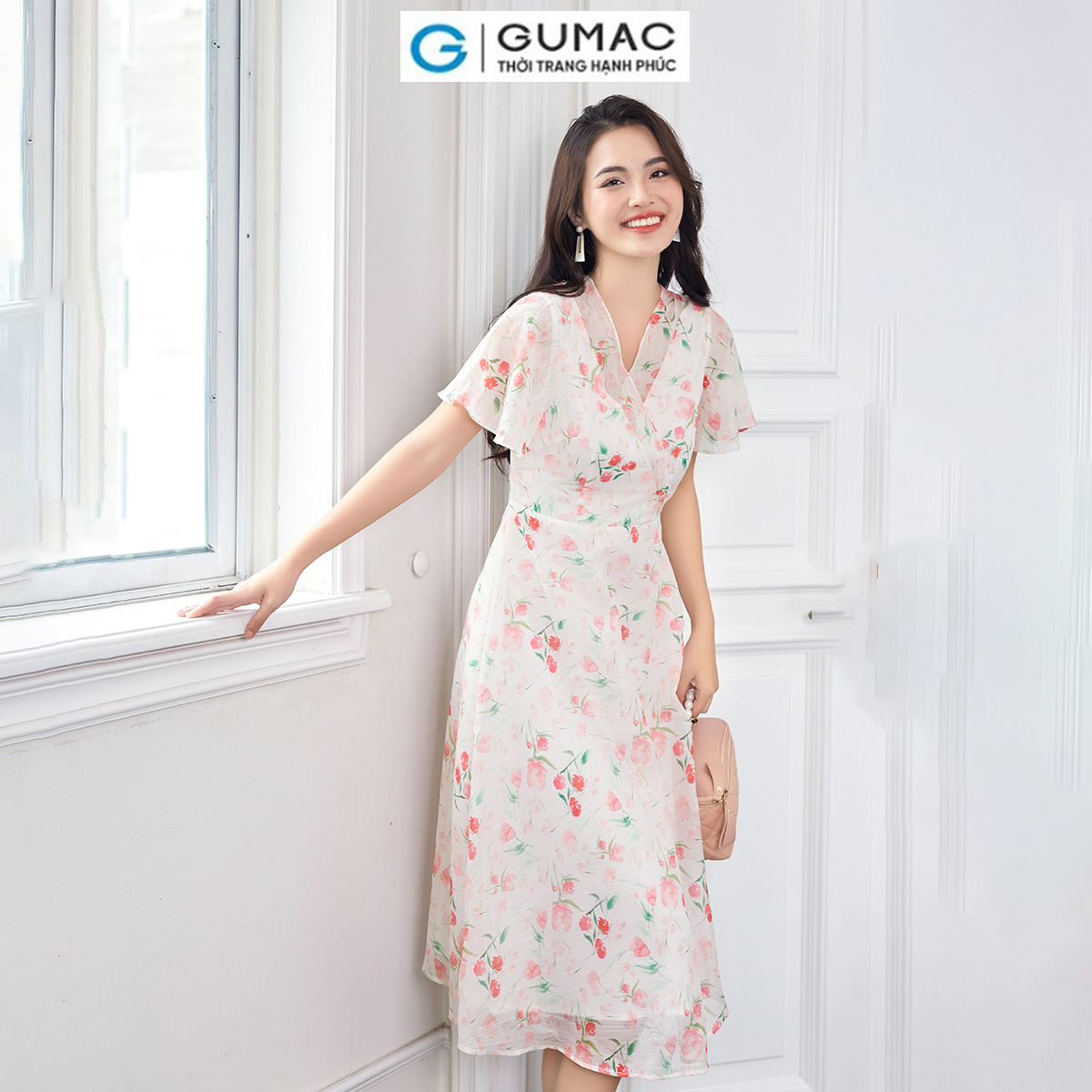 [15 - 17.6 |Voucher 8-15%] Đầm nữ cổ tim kiểu phối thời trang GUMAC DD12061