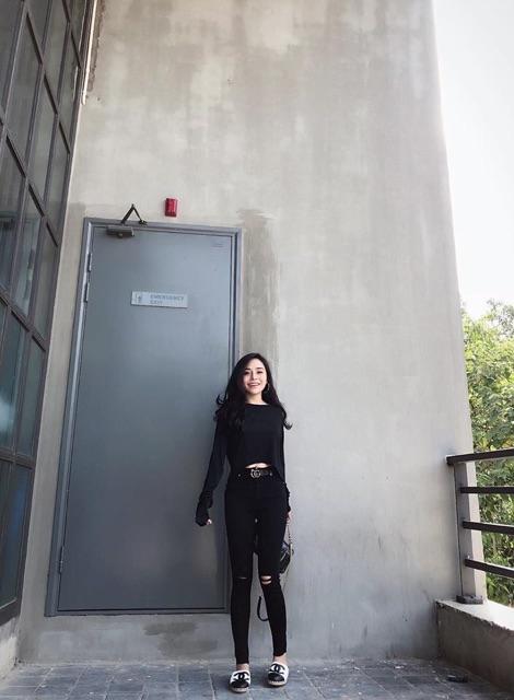 QUẦN JEAN NỮ ĐEN RÁCH GỐI SIÊU ĐẸP