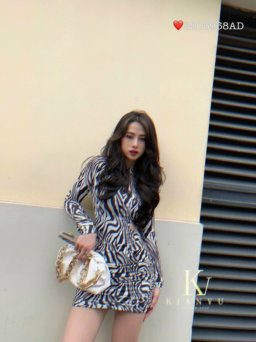 Đầm body da beo