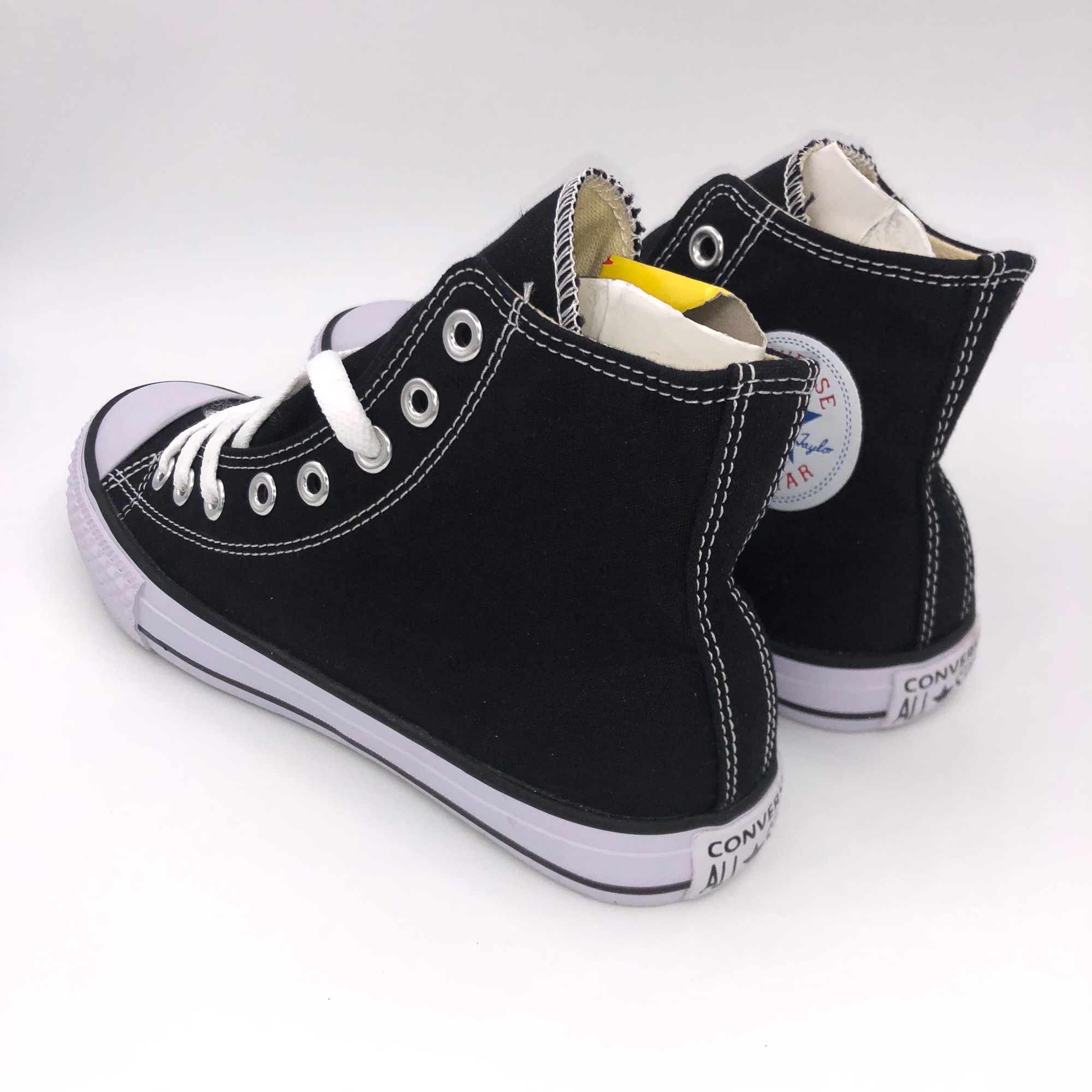 GIÀY CONVERSE ĐEN CAO CỔ (Full box)
