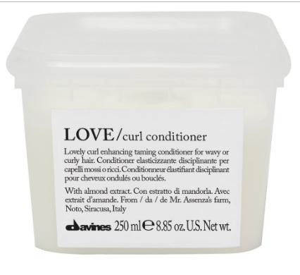 Dầu xả kiểm soát và tăng độ đàn hồi độ phồng cho tóc xoăn love curl davines conditioner 250ml