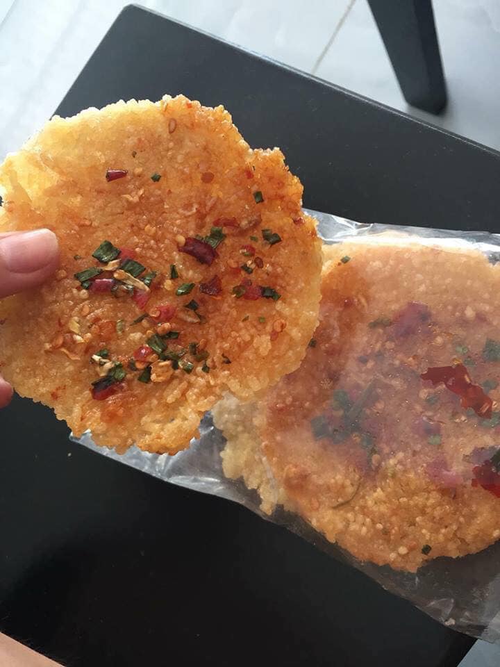 10 gói cơm cháy chiên mắm hành ( gói 3 miếng)