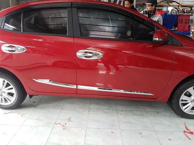 Bộ 4 nẹp viền sườn xe VIOS 2019-2020 mạ crom