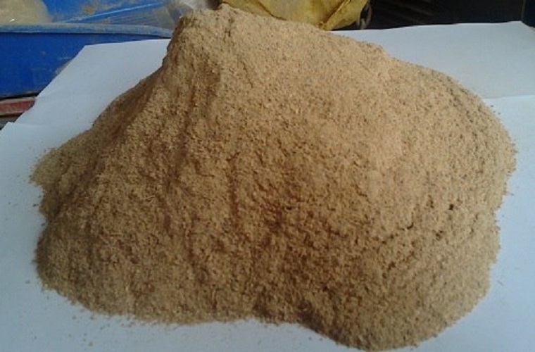 CÁM CỐT VÀNG,CÁM CỐT ĐEN CÂU CÁ-60% ĐẠM-CÁM CÂU CÁ-THỨC ĂN CÁ