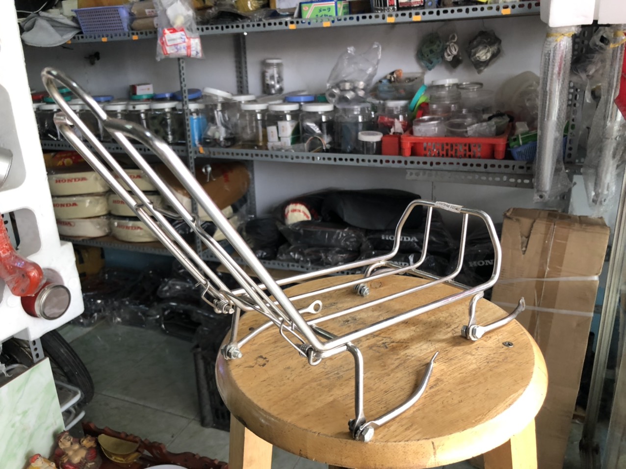 Baga giữa bằng inox cho anh em dọn xe Chaly