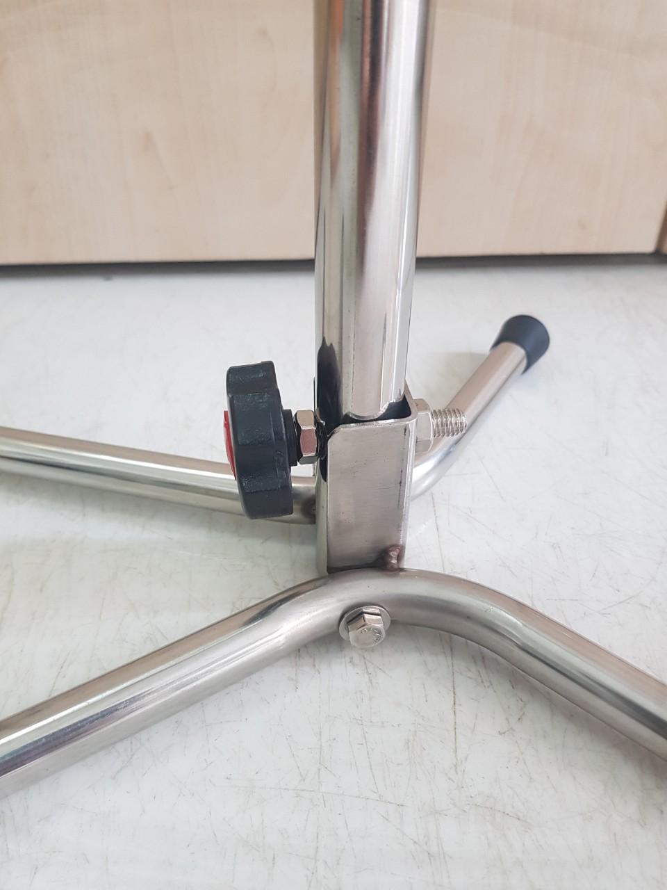 Chân Chống Đứng Inox Xe Đạp