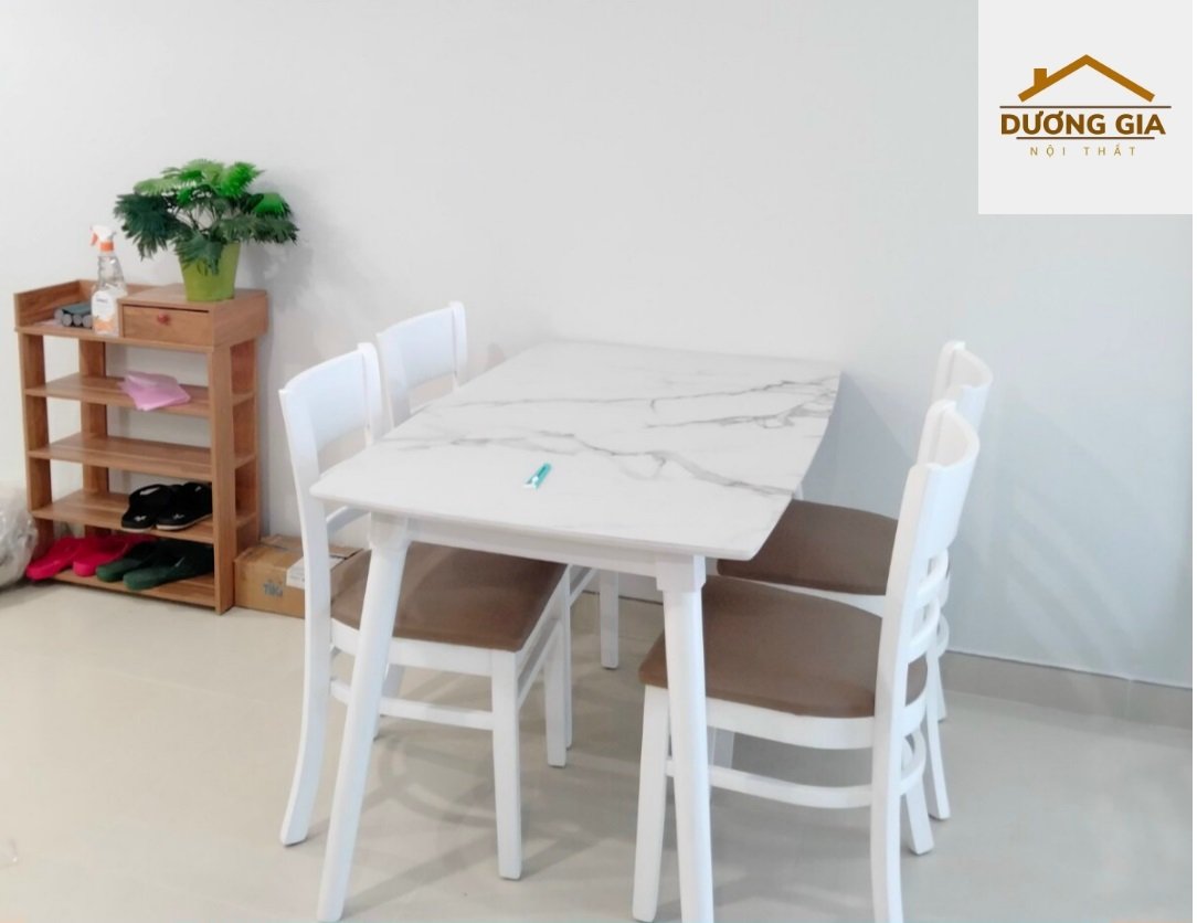 Bộ bàn ăn gia đình 4 ghế cabin