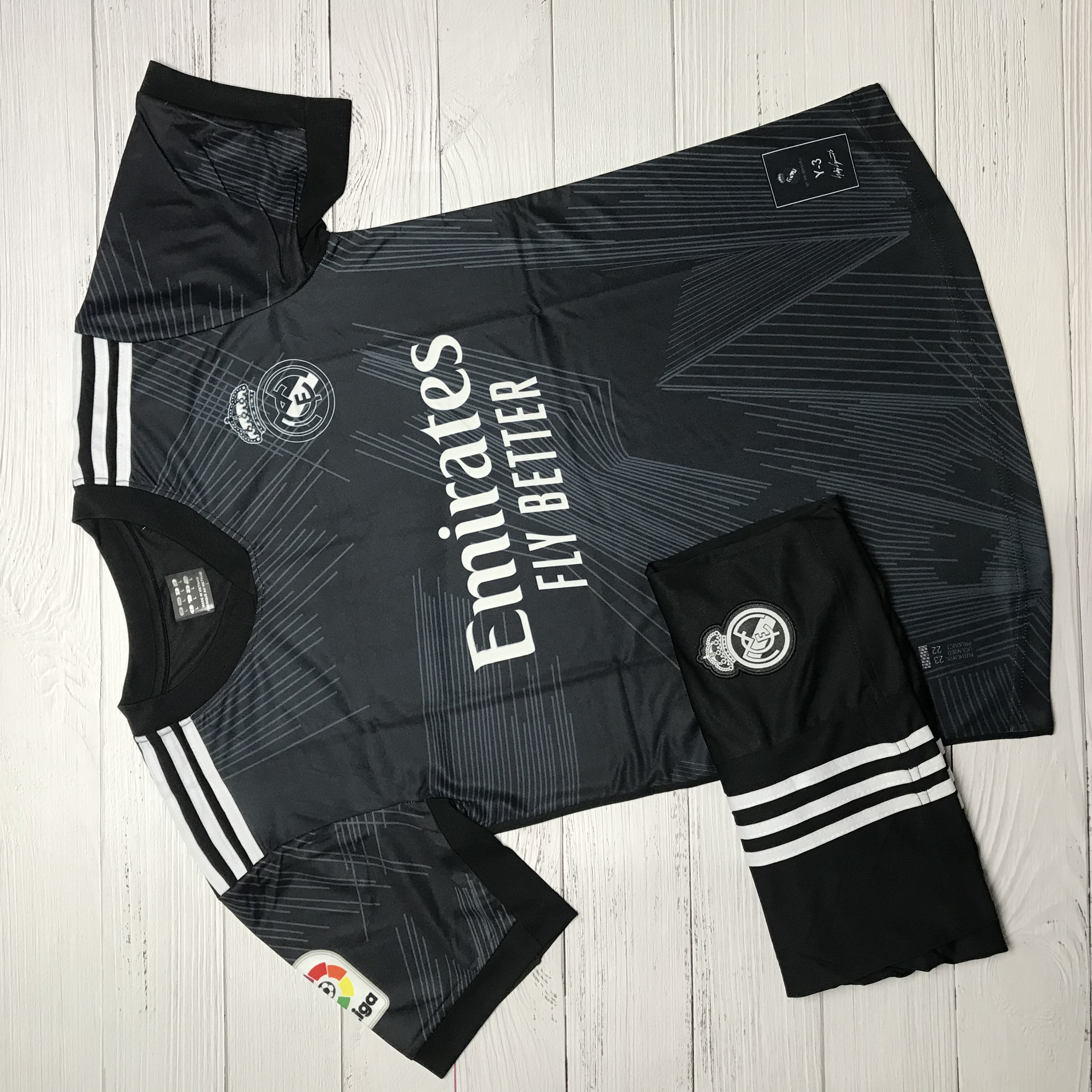 Áo Bóng Đá CLB Real Madrid-Mẫu Độc LẠ-Thun Thái Cao Cấp