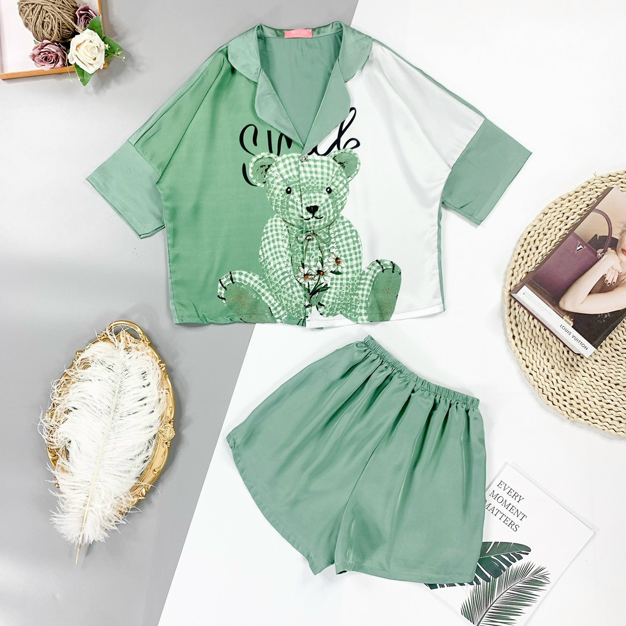 BỘ ĐỒ NGỦ PYJAMA ĐÙI DƠI 3D LỤA SATIN SIÊU HOT (NHIỀU MẪU)