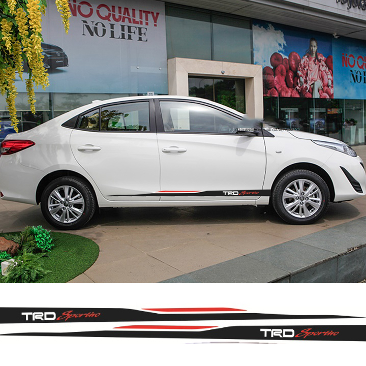 Tem xe ô tô thể thao TS093 (đen đỏ)