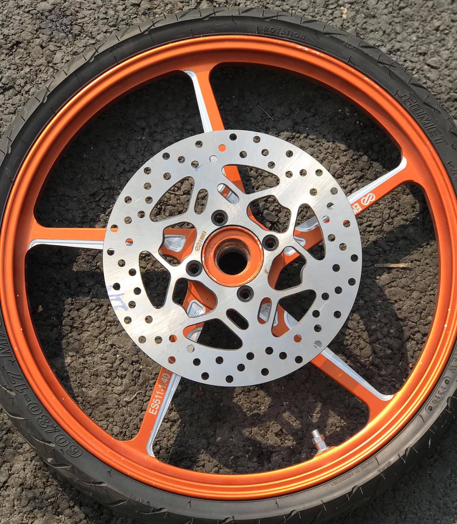 [HCM]Dĩa thắng 4 lổ SIZE 245mm DISE