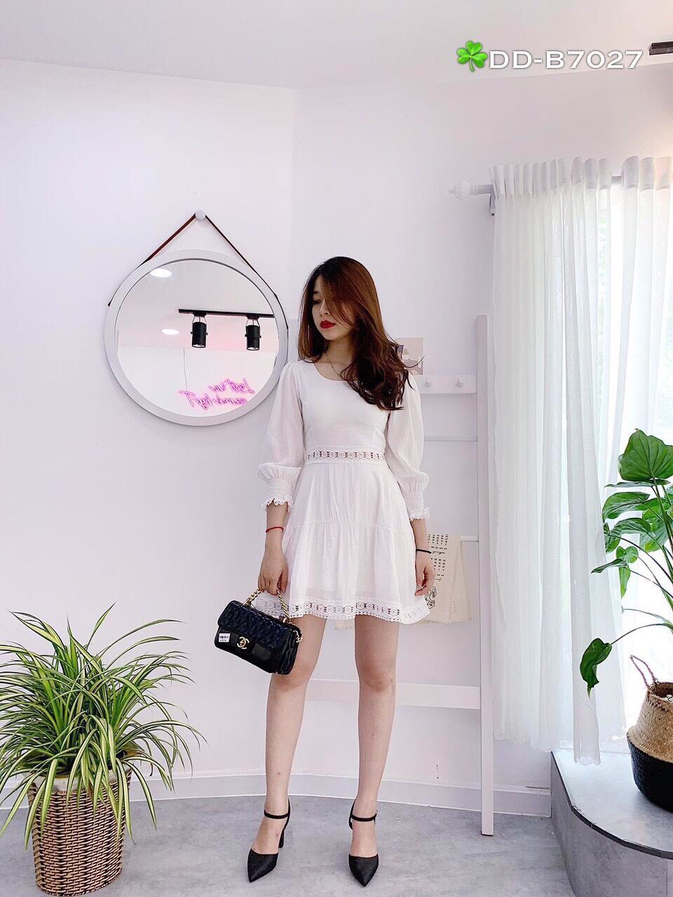 Đầm Voan Kiểu Tay Lỡ Phối Đan Dây Nơ Sau Lưng Mẫu Mới Cá Tính TTS0683