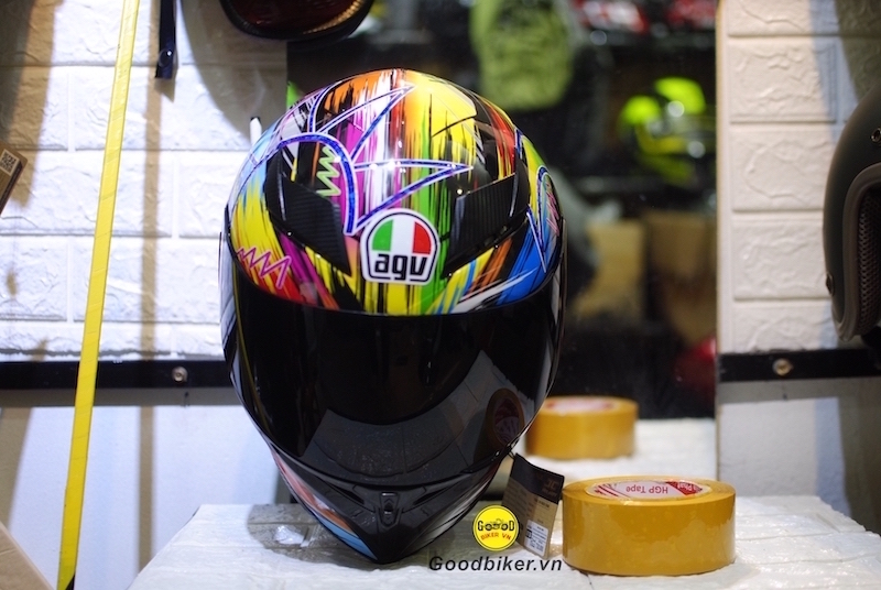 Mũ Royal M138b lên tem AGV pista 2019