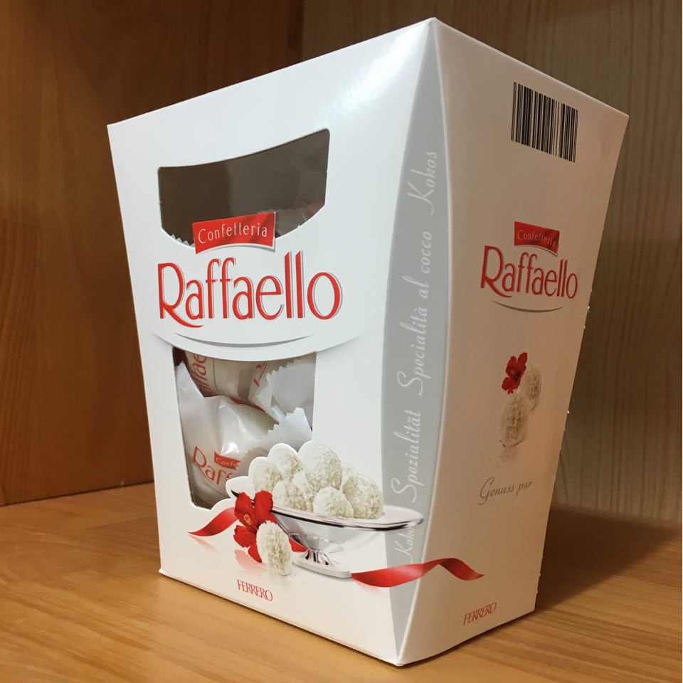 Hộp 230gr Socola phủ dừa Ferrero Confetteria Raffaello Đức - Date T5 2022