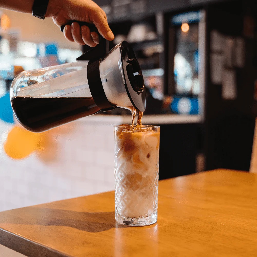 Bình Pha Drip Coffee Đá Hario V60 Ice Coffee Maker 700ml
