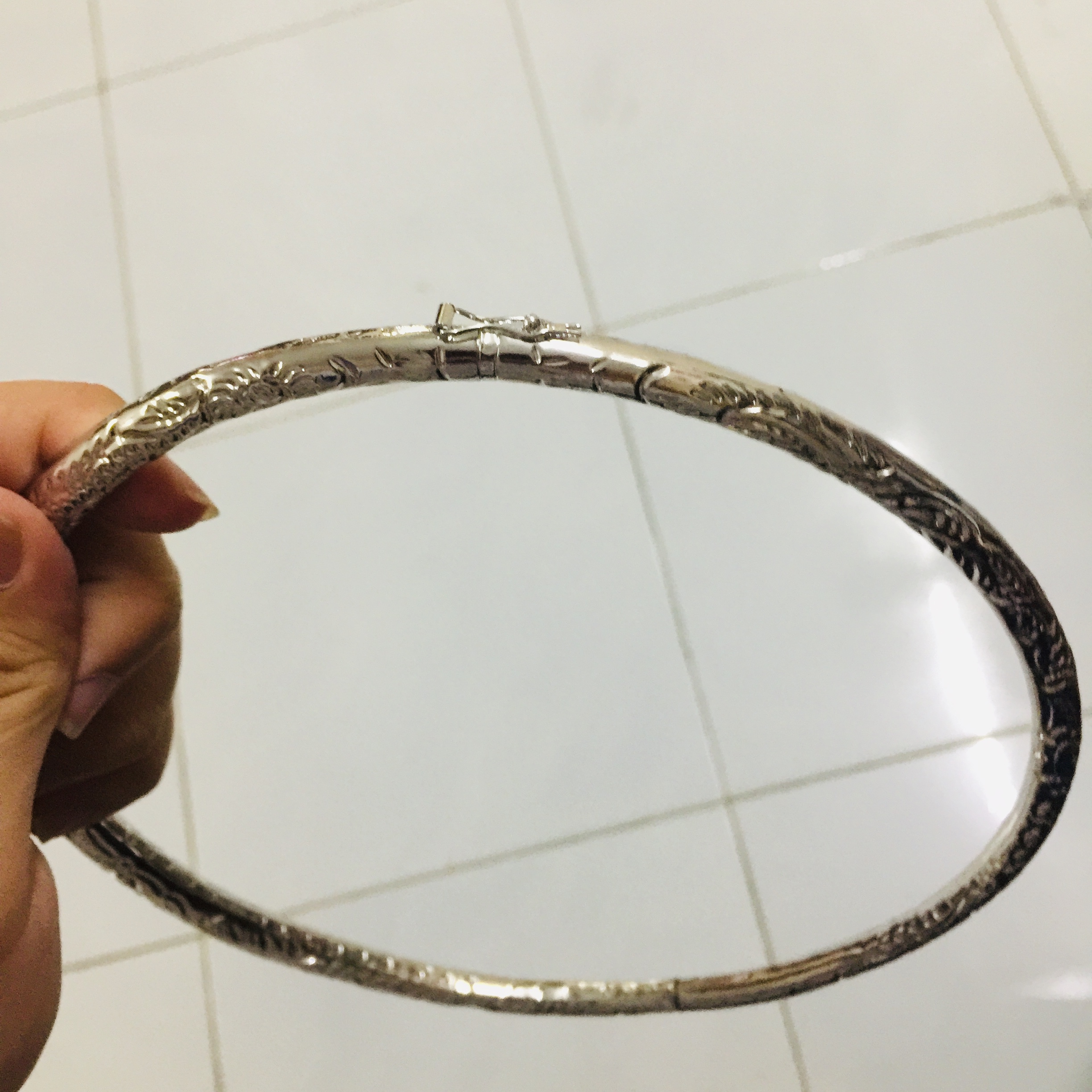 [HCM]KIỀNG CỔ MÀU BẠC CHẠM RỒNG PHƯỢNG TINH XẢO