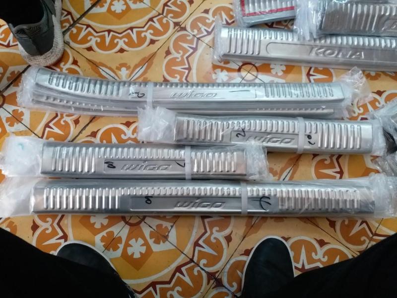 Bộ ốp nẹp bước chân Trong for Wigo form 2018-2021