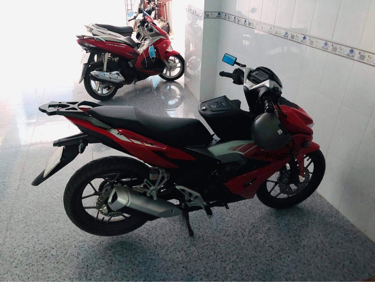 Thùng giữa givi ( mọi xe )