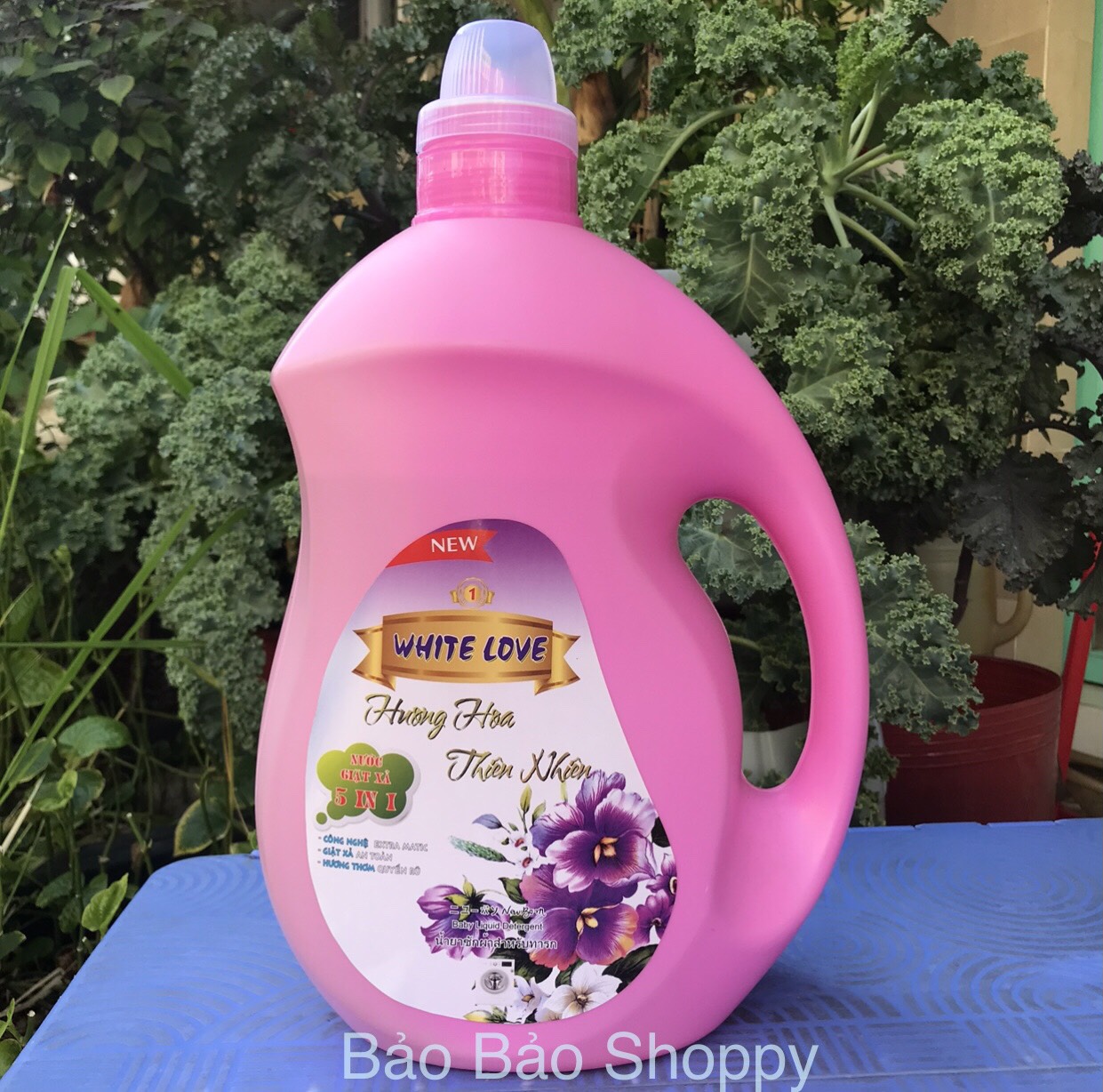 Nước giặt xả White Love 3,8 lít
