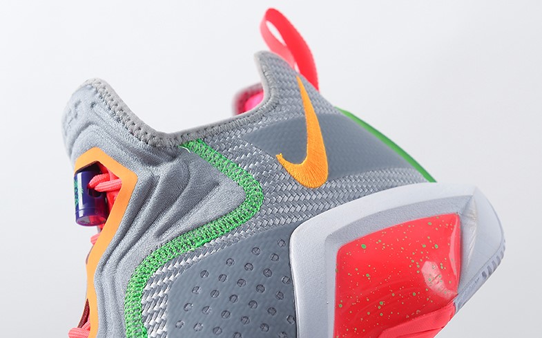 Nike Lebron Soldier 14 EP ‘Hare’ CK6047-001