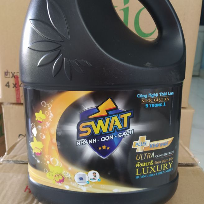 Nước giặt xả SWAT 3.8Kg (Đen-5 in 1)
