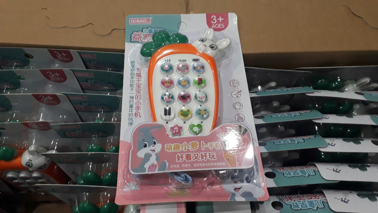 Điện thoại đồ chơi cho bé, có nhạc và đèn( kèm vỏ silicon + dây đeo + 3 pin AAA)