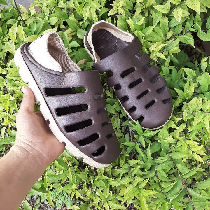 [HCM]GIÀY NAM SIÊU NHẸ ĐI MƯA