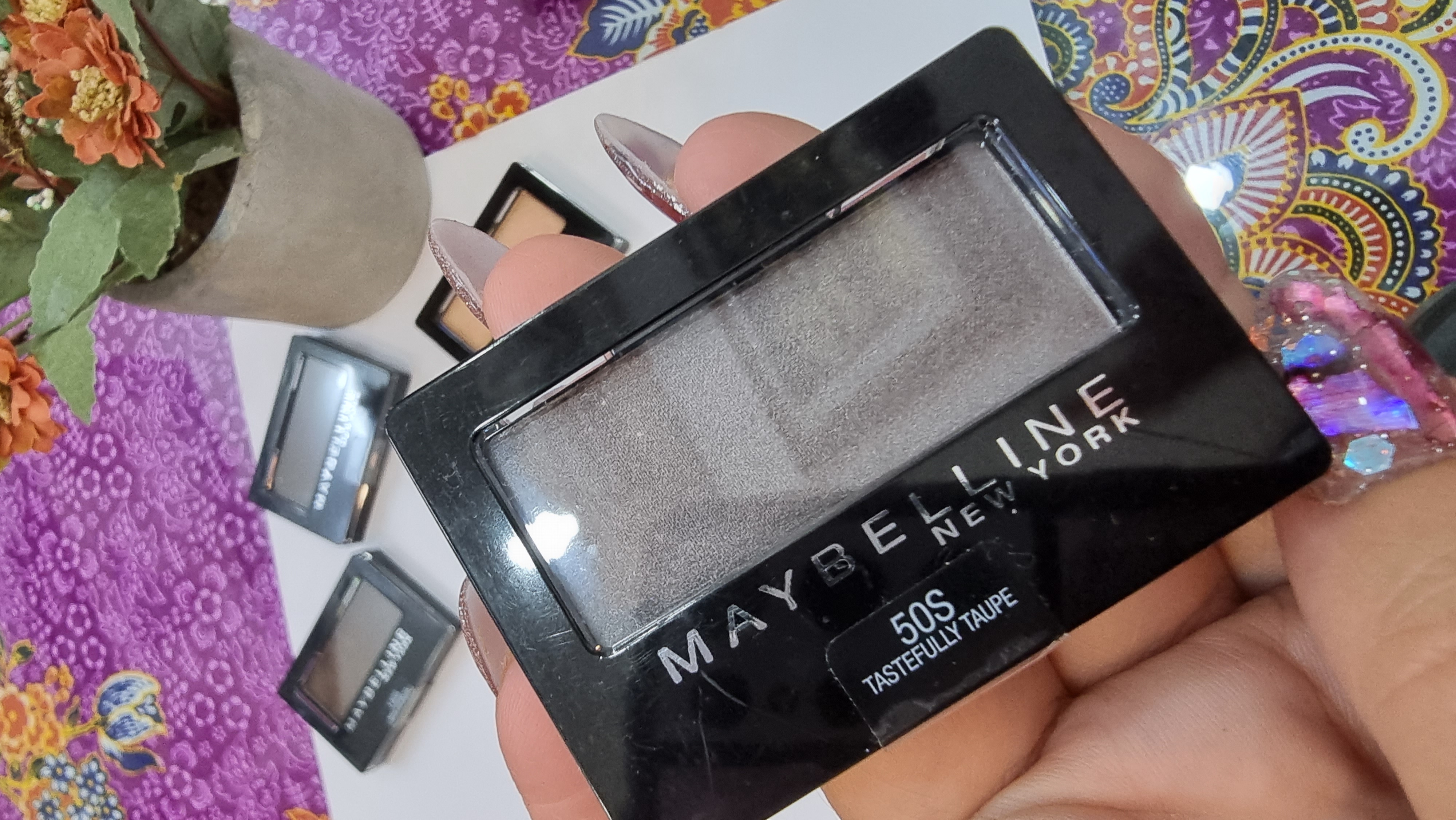 màu mắt maybelline