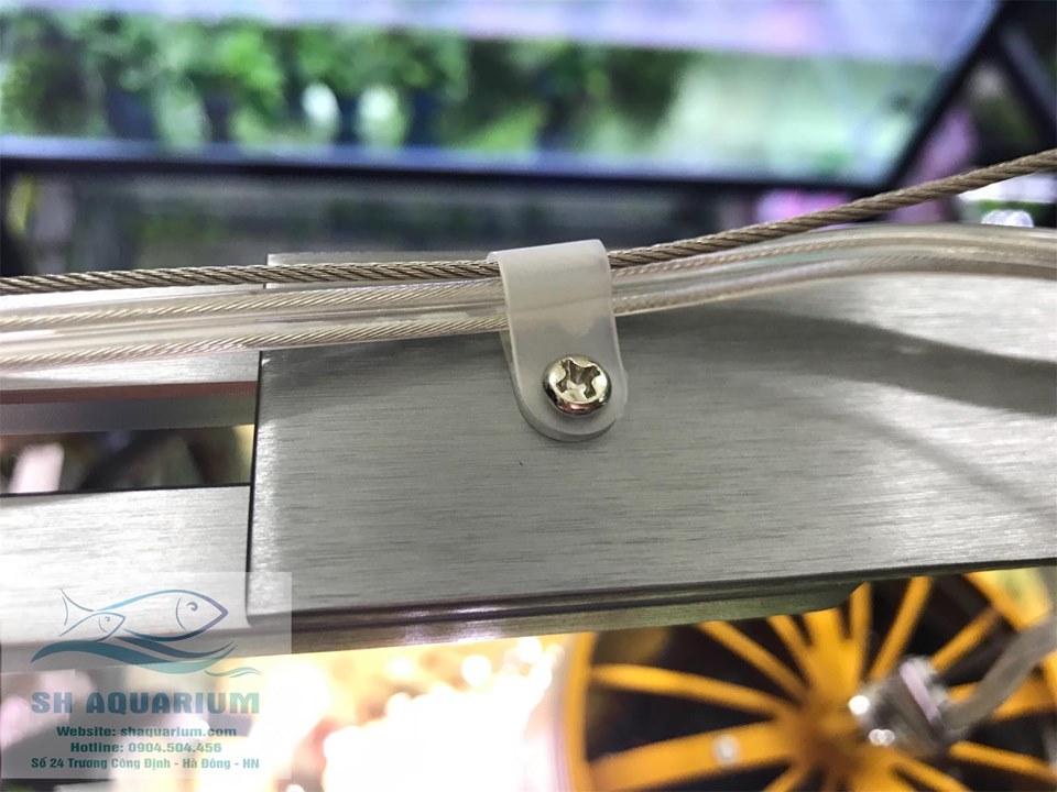 [HOÀN TIỀN 10%]GIÁ TREO ĐÈN INOX WEEK