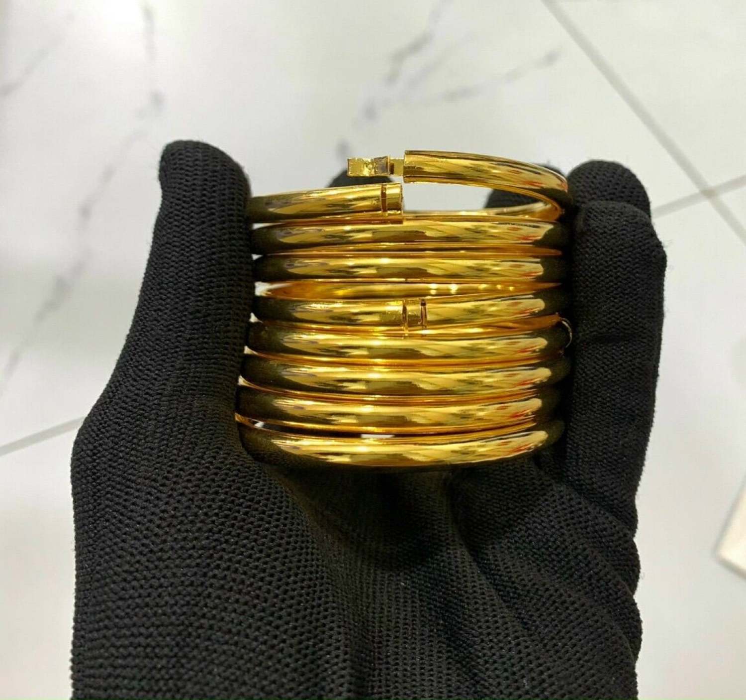 Vòng tay trơn kiểu bọng mạ vàng 24k khoá lưỡi gài mẫu mới về