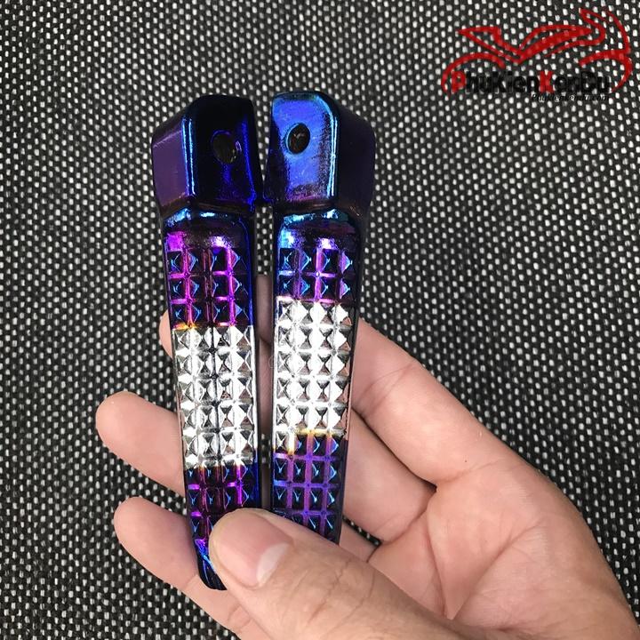Gác chân xe máy YMH màu titan một cặp