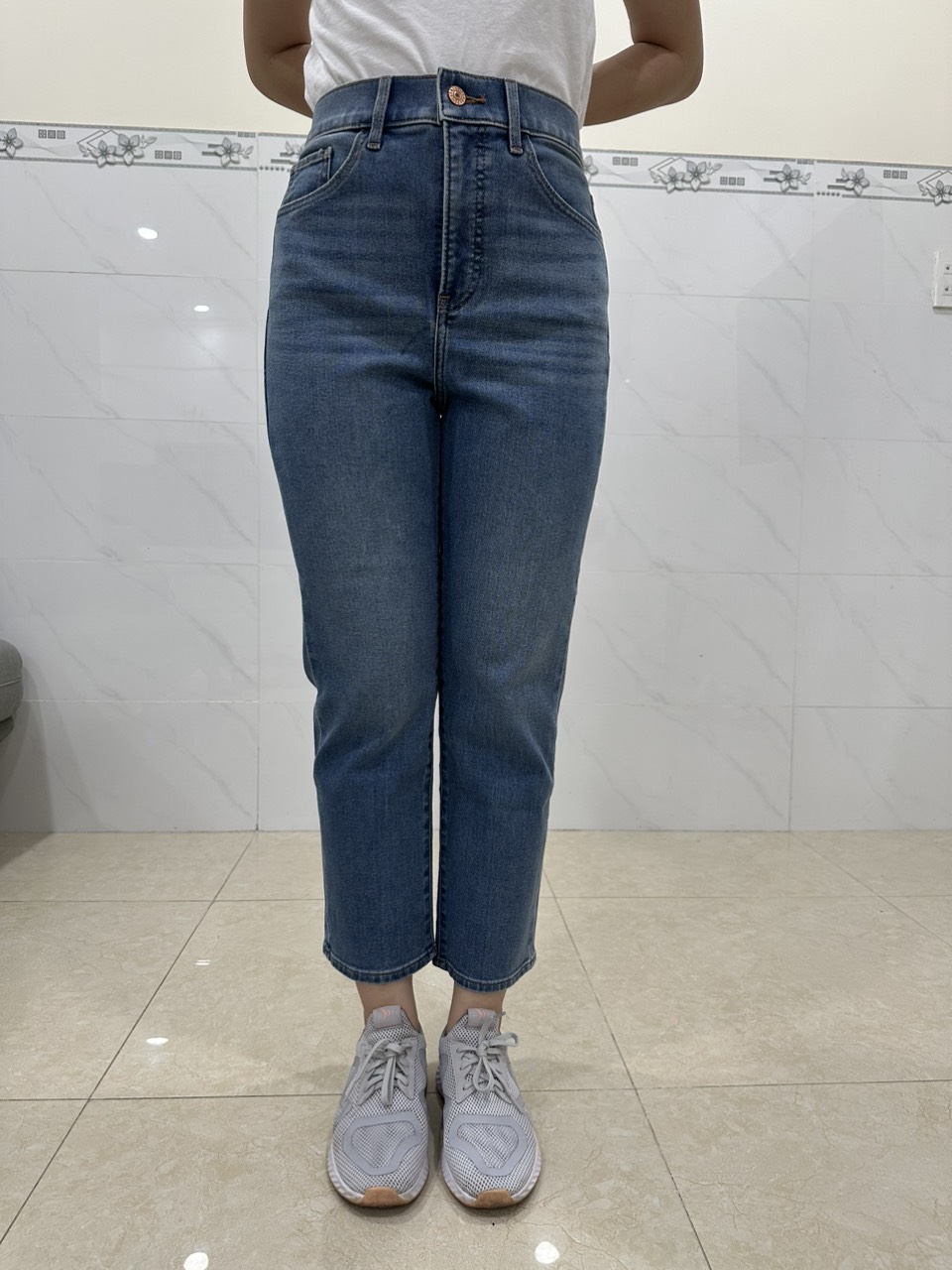 Jean nữ E.X.P.R.E.S dài. xuất xịn, ống đứng (cắt tag)