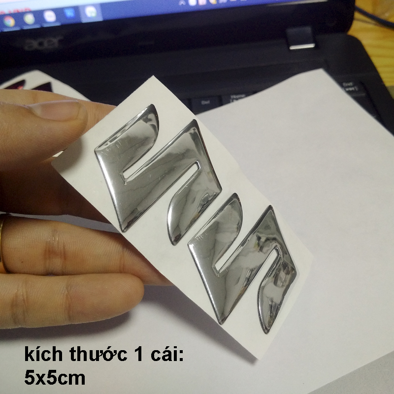Bộ 2 tem Logo SUZUKI 3D nổi dán xe