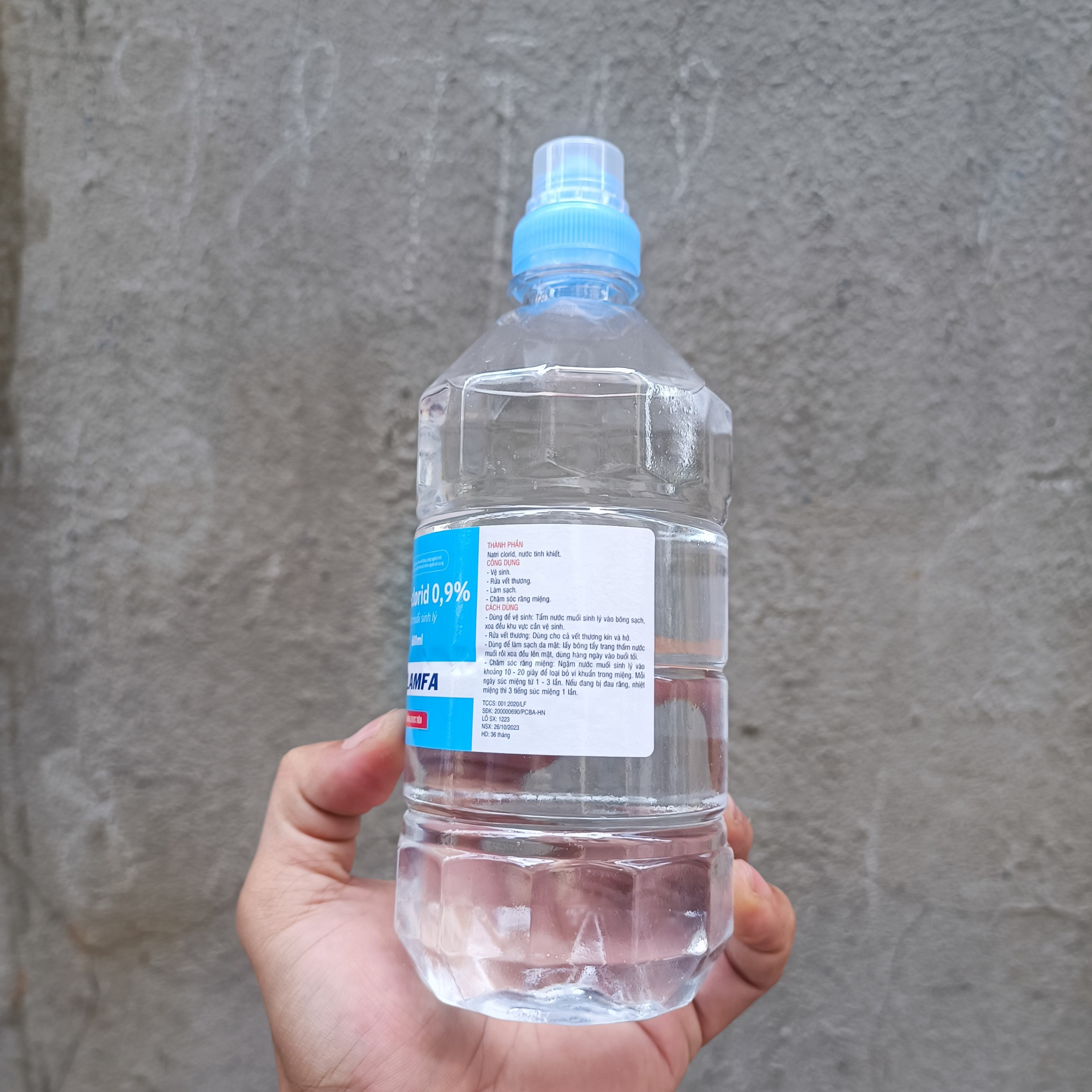 Nước Muối Sinh Lý Natri clorid 0.9% Vệ Sinh Da