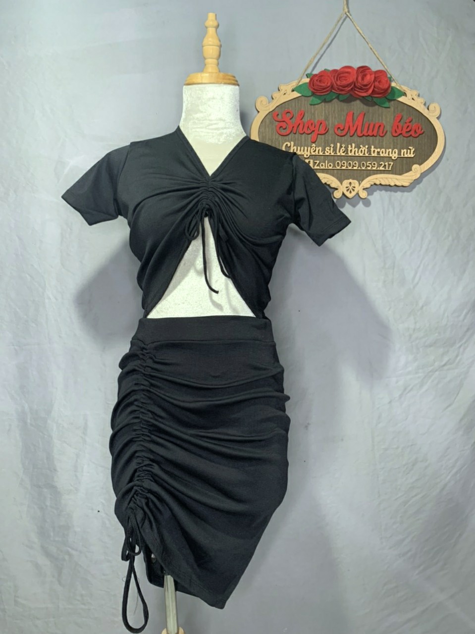 Set Áo Croptop Kèm Chân Váy Rút