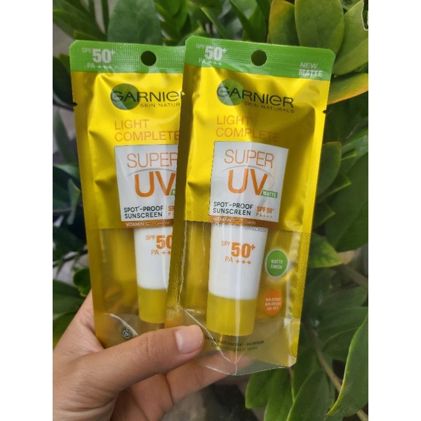 [FREESHIP MAX] (15ml) - Kem chống nắng kiềm dầu Garnier Light Complete Super UV Matte [xuzshop]