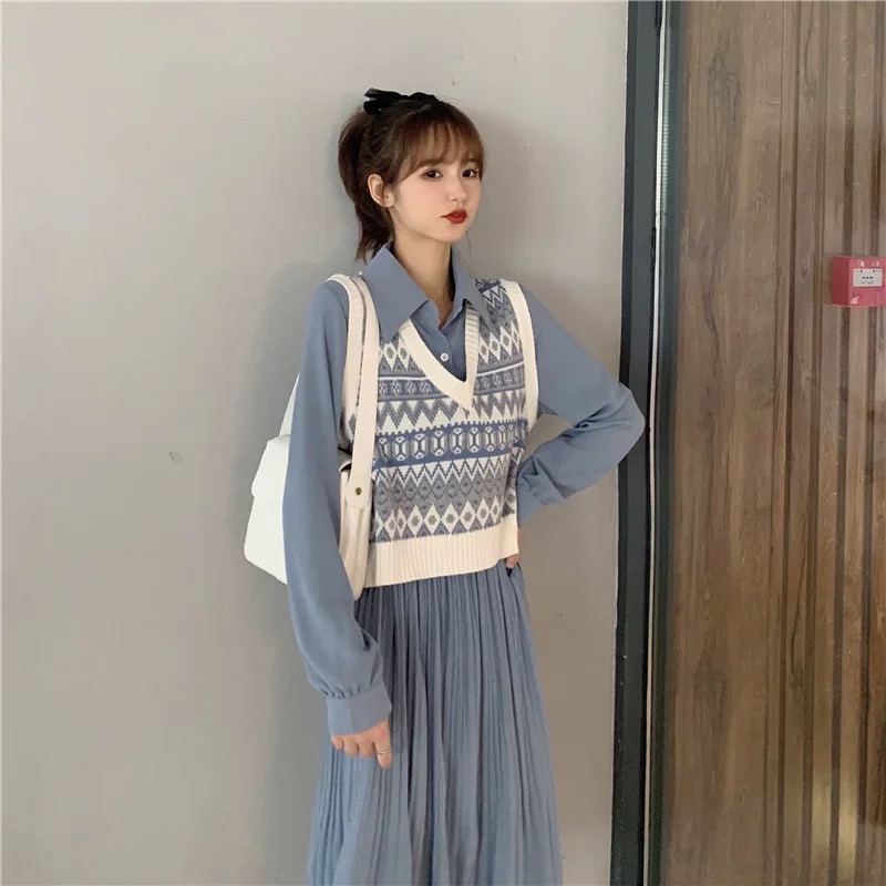 MS450 Áo gile len nữ cổ tim thổ cẩm