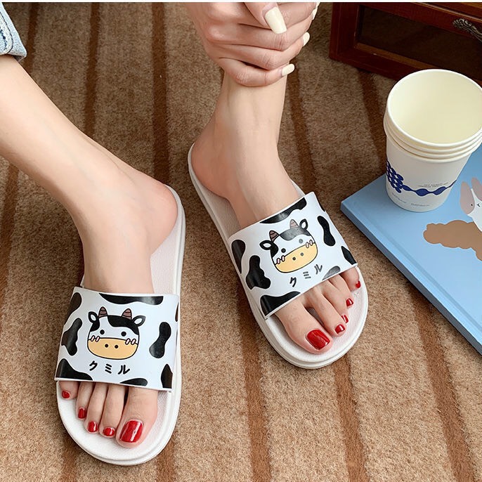 Dép nữ bò sữa cute đế đúc quai cài 2 màu hót