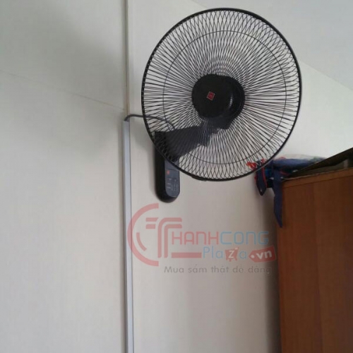 Quạt treo tường KDK M40M (Đen)
